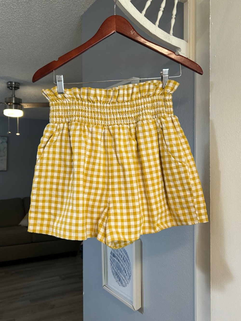 English Factory Womens Size M Yellow Gingham High Rise Paper Bag Pull On Shorts